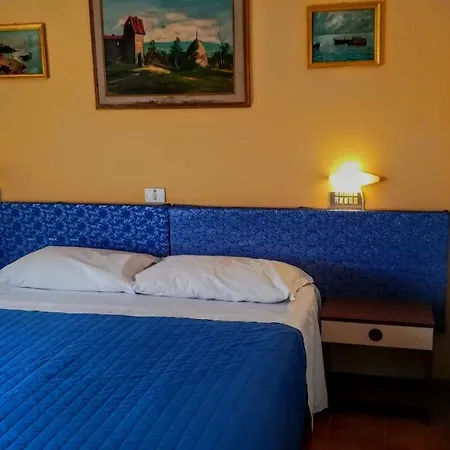Hotel Marina